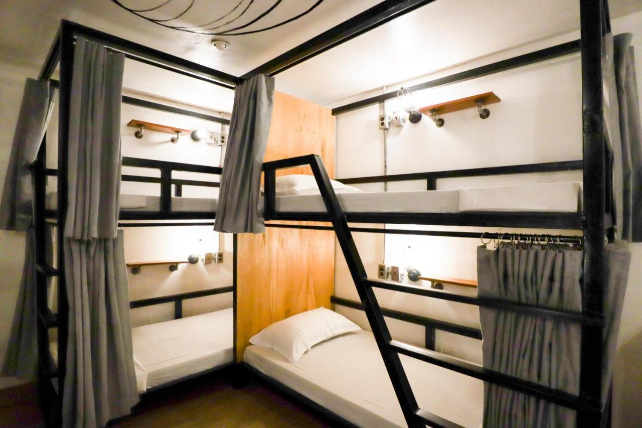 Ocean Breeze Hostel By Daily Sweet Moalboal Zewnętrze zdjęcie